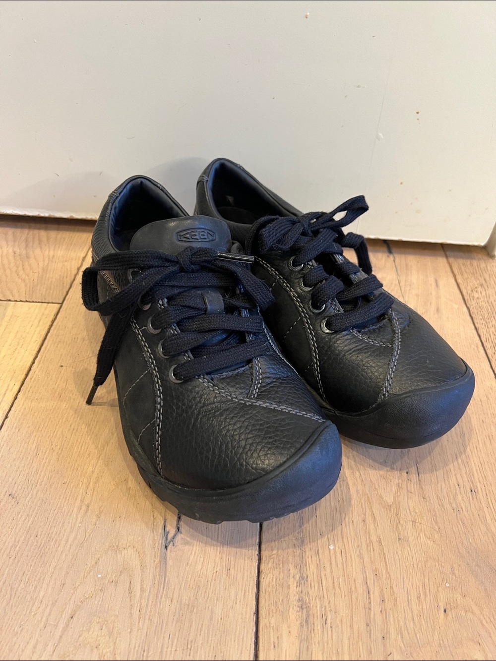 Keen Kids Black Leather Lace-Up Sneakers